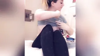 Khloee onlyfans thick blonde body masturbates pussy