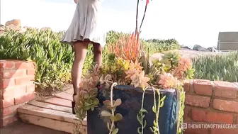 TheMotionOfTheocean onlyfans slut caresses his cap