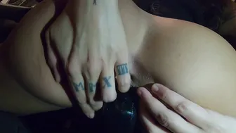 BobbyRuffus onlyfans skin masturbates pussy