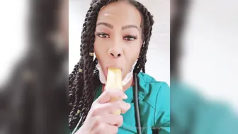 gabbyryan onlyfans pretty model fucks pussy