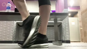 cecesfeetsies onlyfans played with tits