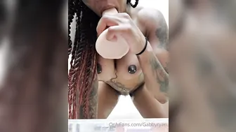 gabbyryan onlyfans gorgeous lady caresses shaved vagina