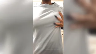 barbiebugatti onlyfans sexy babe caresses fingers