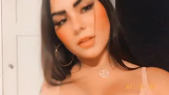 babymatosao onlyfans lustful slut fucks her pussy with a phallus