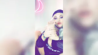 kelllikellly onlyfans whore passion takes flexible poses
