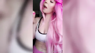 oliviavixx onlyfans charming babe undresses and jerks off