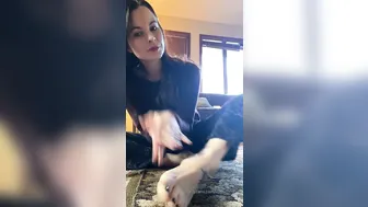 junifurmoon onlyfans buxom plays with long dildo