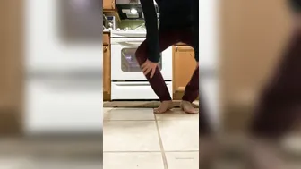 junifurmoon onlyfans sweet chick fucks both holes