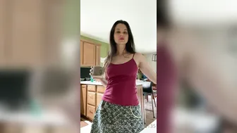 junifurmoon onlyfans sexy babe plays with pussy