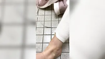 junifurmoon onlyfans desired woman fucks herself with fingers