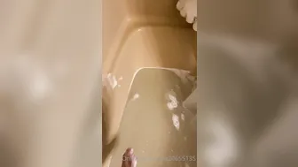 junifurmoon onlyfans girl with a beautiful body performs a striptease