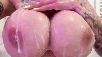 vanityp onlyfans sexy ladies teasing shaved pussies