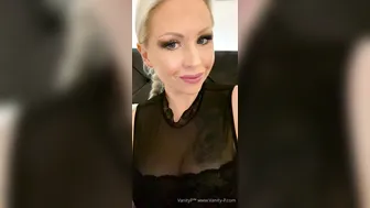 vanityp onlyfans caresses gorgeous boobs