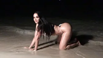 amyanderssen onlyfans big tits and wet pussy