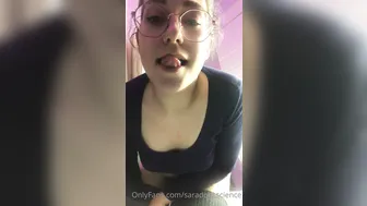 saradoesscience onlyfans sweet masturbating