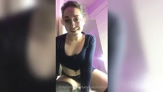 saradoesscience onlyfans sweet masturbating