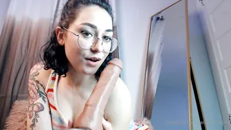 saradoesscience onlyfans busty slut fucks pussy in the shower