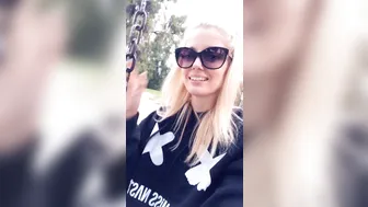 char_stokely onlyfans big breasted dance dances naked