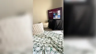 bellarollandx onlyfans mature babe fucking pussy relish