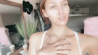 bellarollandx onlyfans a cool lady is dancing a striptease slowly