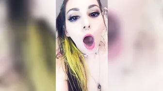 Luna onlyfans slutty lady fucks her ass hard