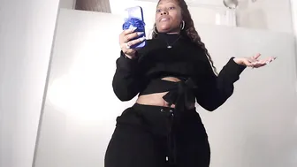 cherokeedass onlyfans beauty in stockings fucks with phallus