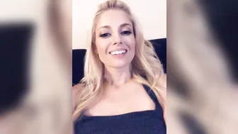 char_stokely onlyfans babe fucks both holes