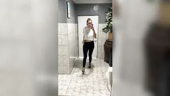 bellarollandx onlyfans amazing whore shows juicy holes