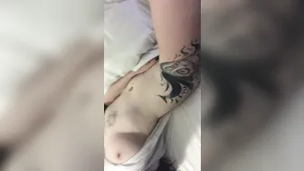 ncaslida onlyfans cute slut handjob pussy