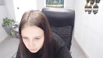 gravityfolz puts on bra bitch