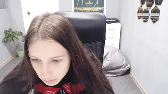 gravityfolz puts on bra bitch