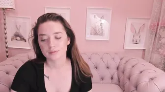 hannahsparrow amused with the toy