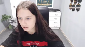 gravityfolz busty bitch massages her pussy and nipples