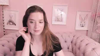 hannahsparrow naughty brunette is petting natural tits