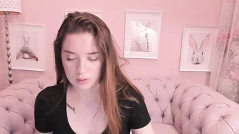 hannahsparrow naughty brunette is petting natural tits