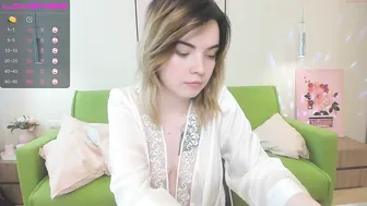 kudetty bitch is ready to show all her abilities.