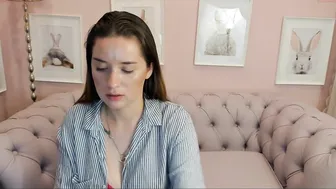 hannahsparrow Gorgeous chick