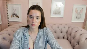 hannahsparrow sexy blonde gets her pussy fucked