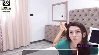 bellejai naughty slut fucks pussy