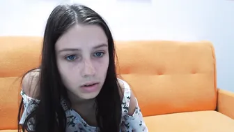 gravityfolz shy babe shows her natural tits