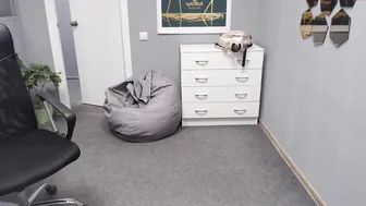 gravityfolz hot  private  with a toy