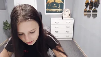 gravityfolz shy on webcam