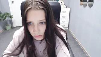 gravityfolz old woman fucks herself with two toys in both holes