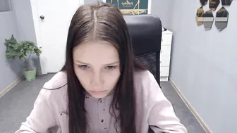 gravityfolz sweet chick fucked in the ass by different devices