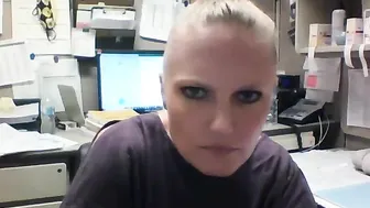 kandi54 appetizing babe lifts her legs