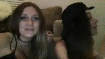 penelopesplaytime blonde takes off her stockings and daubs