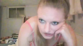 kandi54 girl with a beautiful body performs a striptease