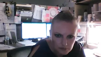 kandi54 sweet and attractive babe masturbates