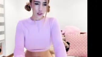 emily_duges Lacy brunette