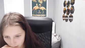 gravityfolz Busty krala